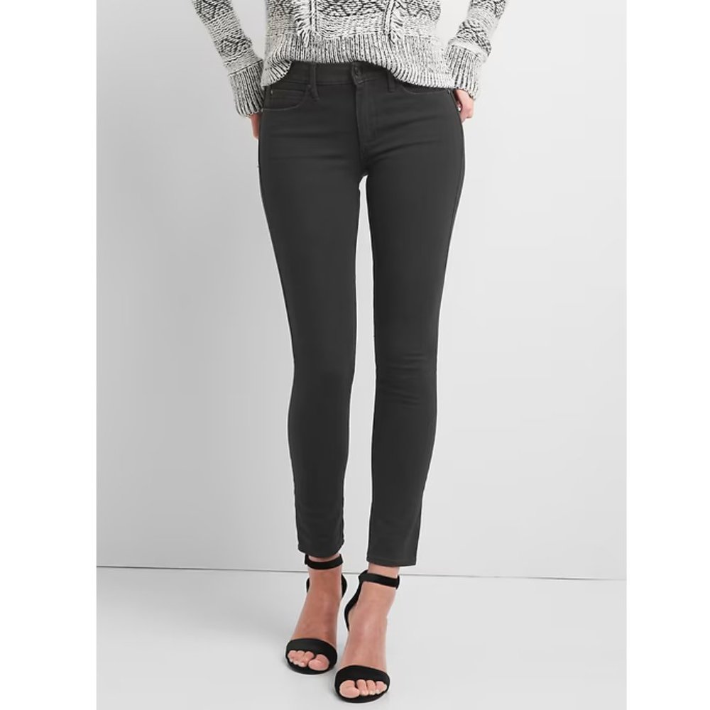 Gap Super Slimming Real Skinny 33 / 16 Matte Black faded jeans